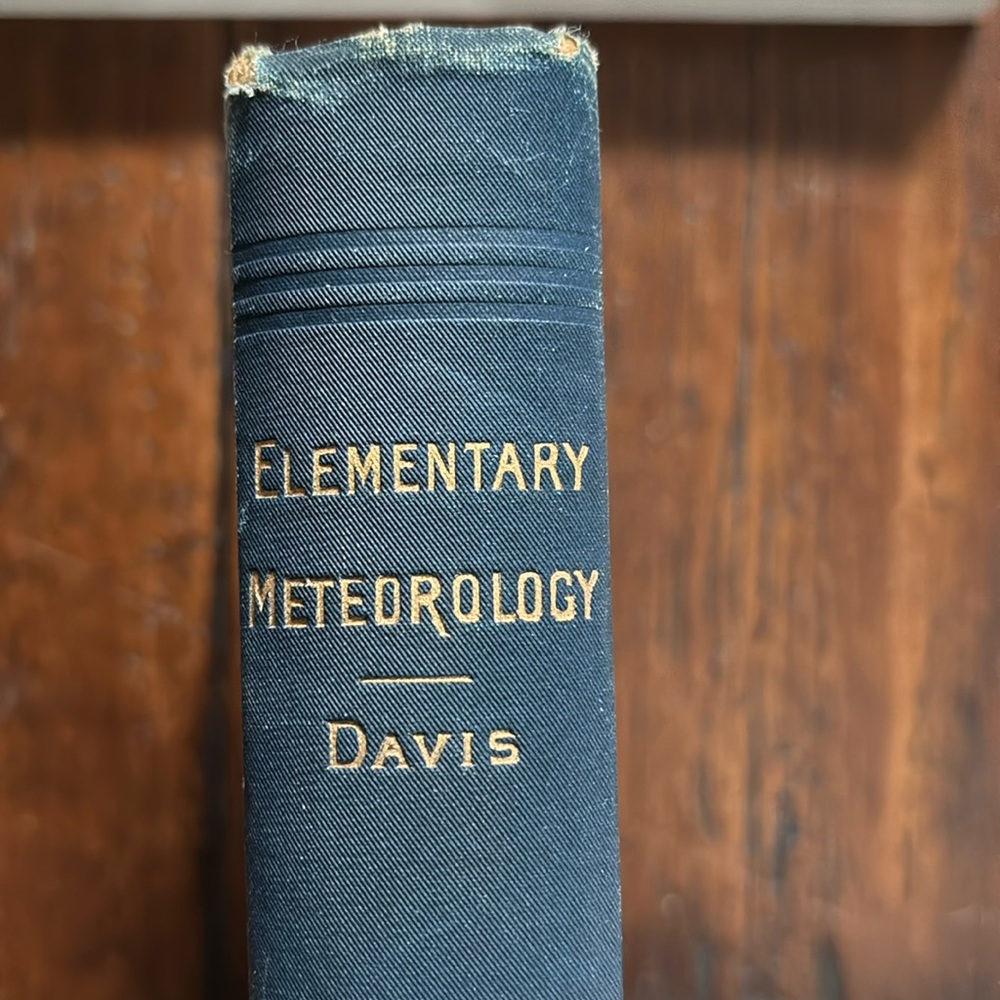 Meteorology book (1902)